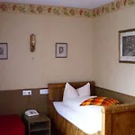 Waldschloesschen Hotel Mittenwalde