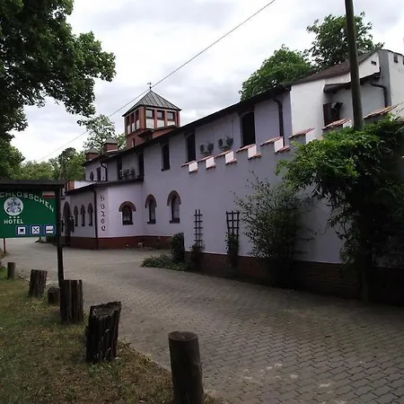 沃德池克罗斯坦酒店 3*