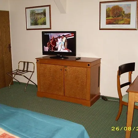 沃德池克罗斯坦酒店 酒店 3*