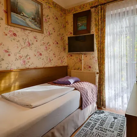 酒店 沃德池克罗斯坦酒店