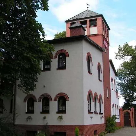 酒店 沃德池克罗斯坦酒店 3*